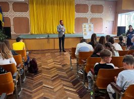 552167156 122141996492648802 2932970056581801459 N